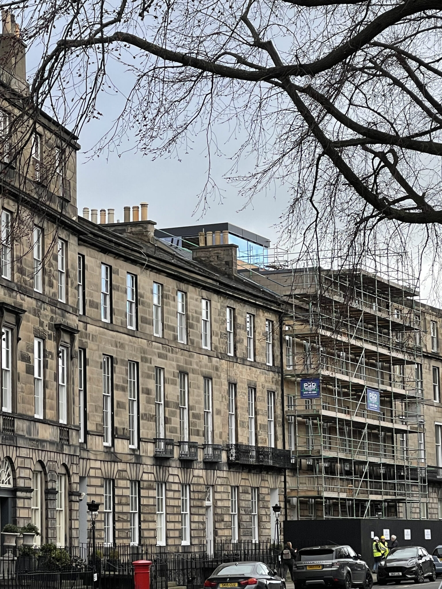 AHSS raises concerns regarding a prominent glass roof pod at Abercromby
